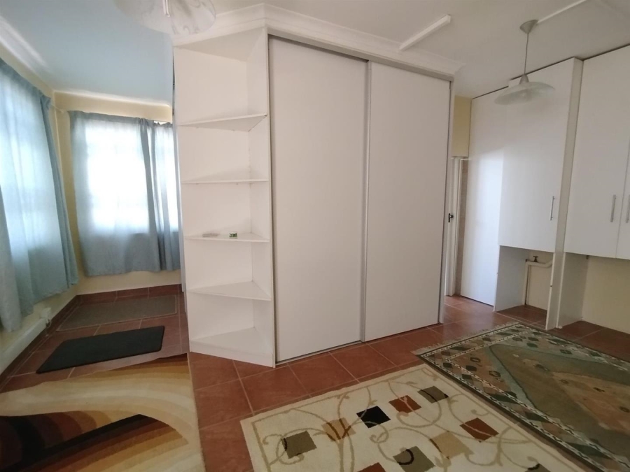 2 Bedroom Property for Sale in Morningside KwaZulu-Natal