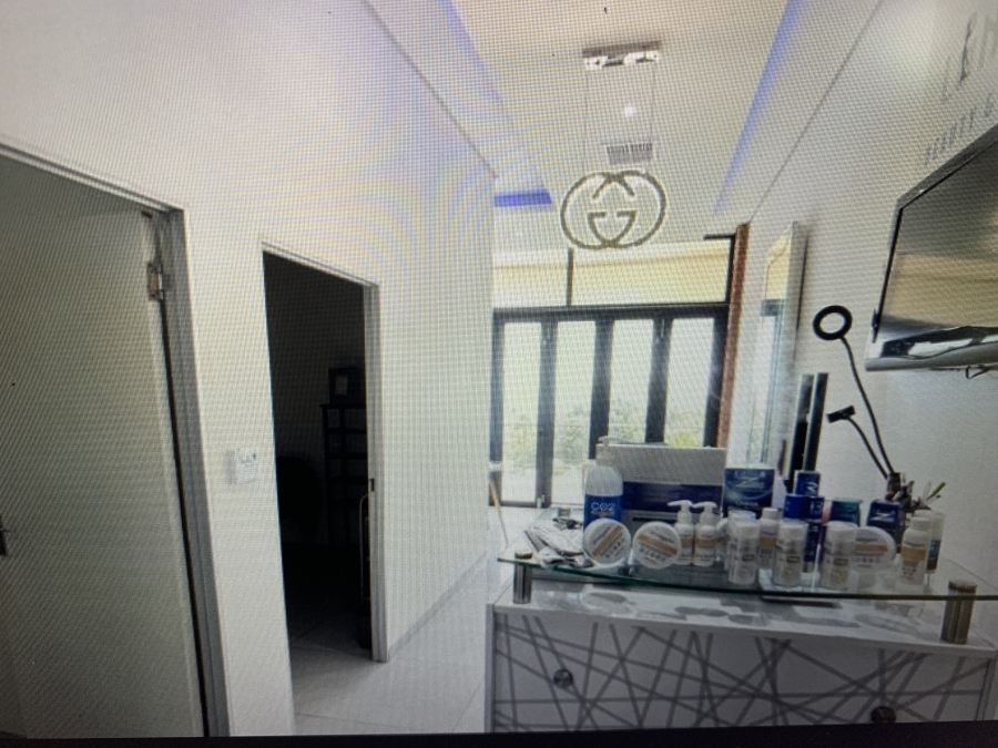 To Let commercial Property for Rent in Glen Ashley KwaZulu-Natal