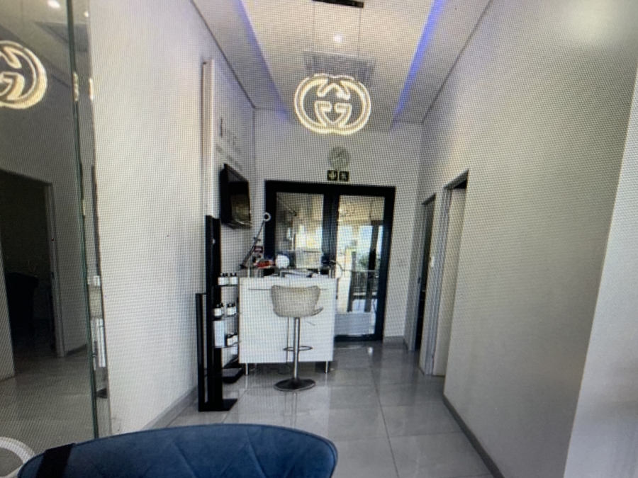 To Let commercial Property for Rent in Glen Ashley KwaZulu-Natal