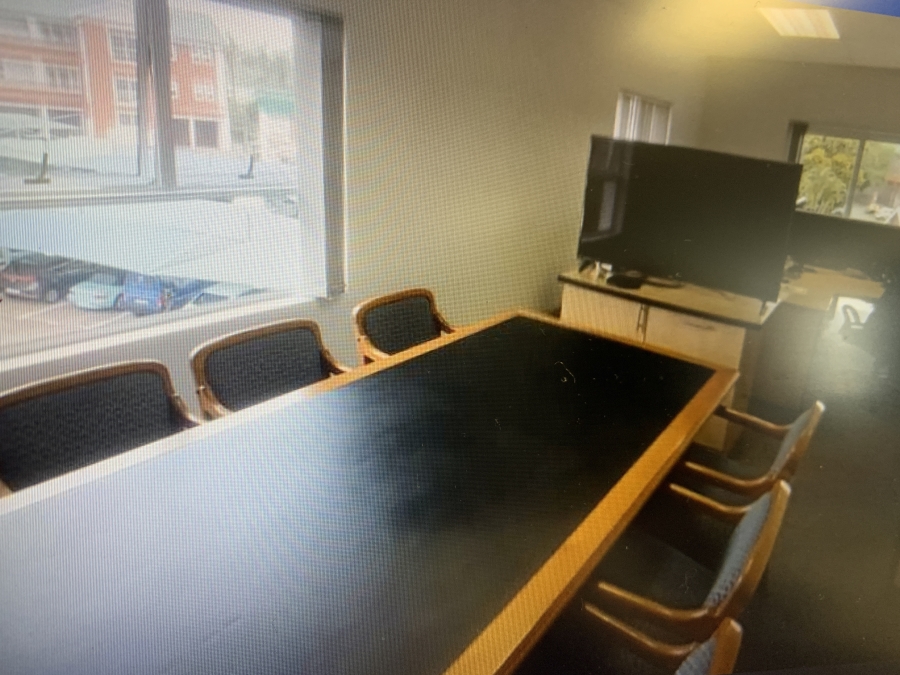 To Let commercial Property for Rent in Mount Edgecombe KwaZulu-Natal