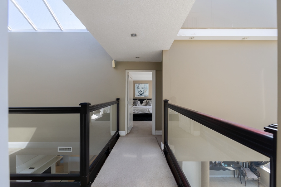 5 Bedroom Property for Sale in La Lucia KwaZulu-Natal