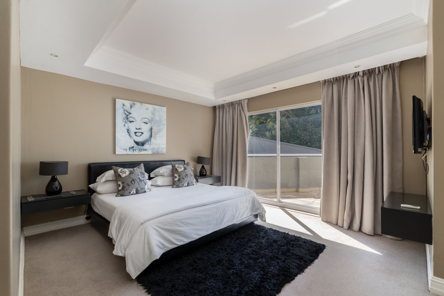 5 Bedroom Property for Sale in La Lucia KwaZulu-Natal