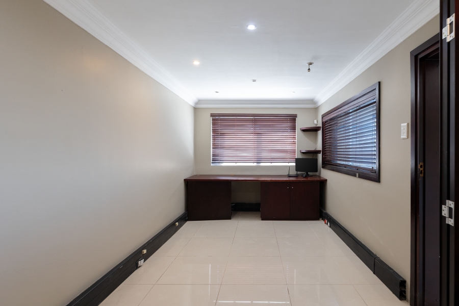 5 Bedroom Property for Sale in La Lucia KwaZulu-Natal