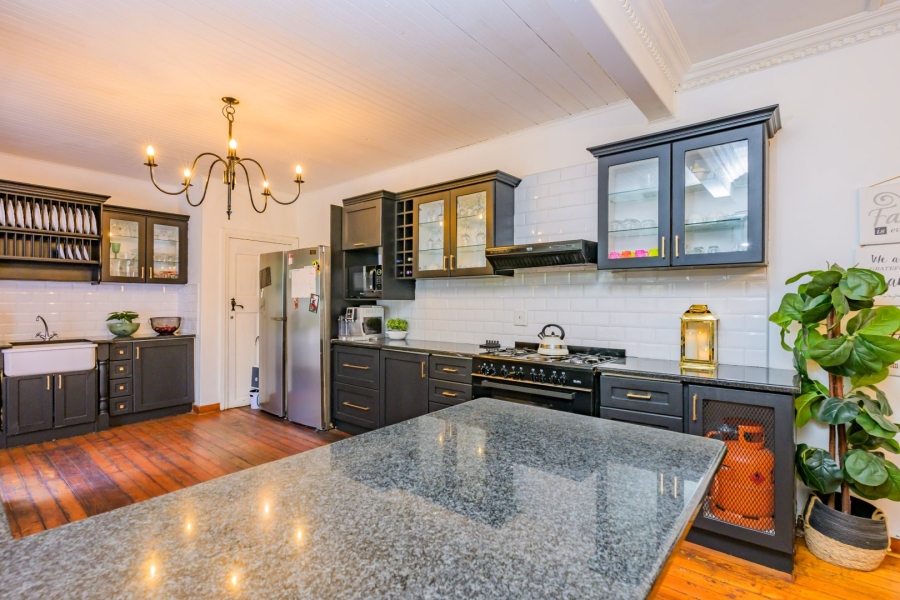 4 Bedroom Property for Sale in Cowies Hill KwaZulu-Natal