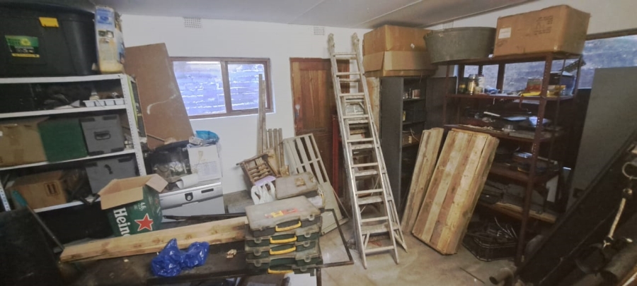 5 Bedroom Property for Sale in Glenmore KwaZulu-Natal