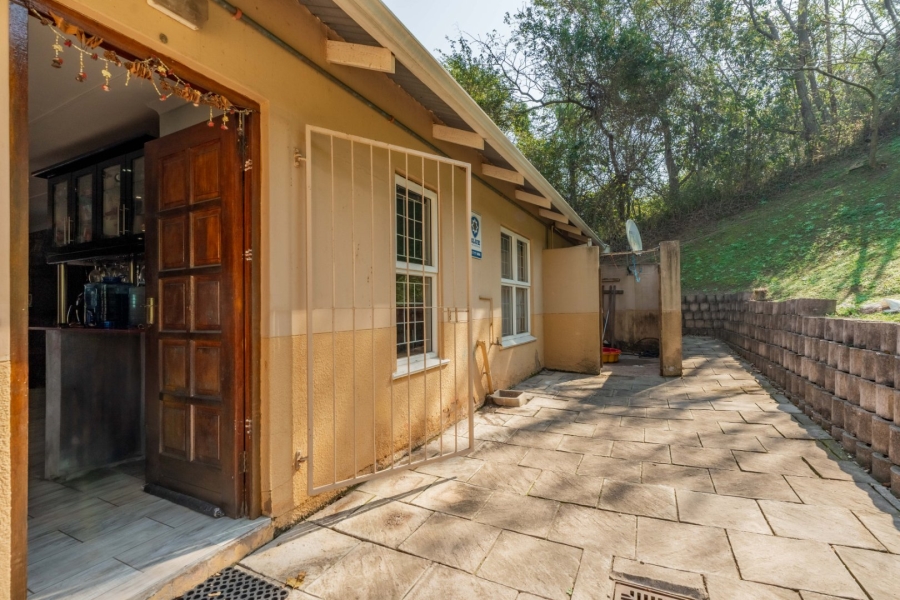 3 Bedroom Property for Sale in Sherwood KwaZulu-Natal