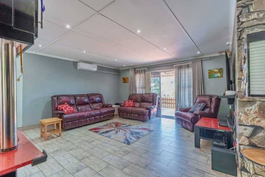 3 Bedroom Property for Sale in Sherwood KwaZulu-Natal