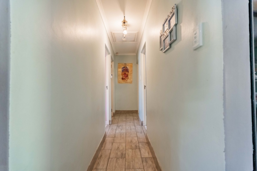 3 Bedroom Property for Sale in Sherwood KwaZulu-Natal