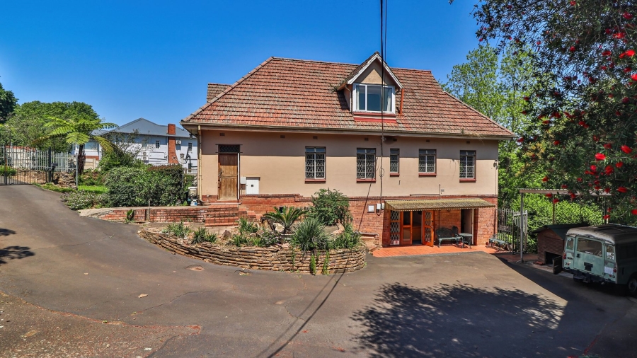 5 Bedroom Property for Sale in Athlone KwaZulu-Natal