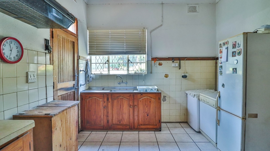 5 Bedroom Property for Sale in Athlone KwaZulu-Natal