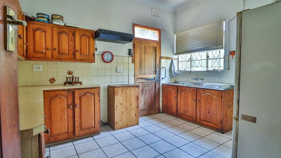 5 Bedroom Property for Sale in Athlone KwaZulu-Natal