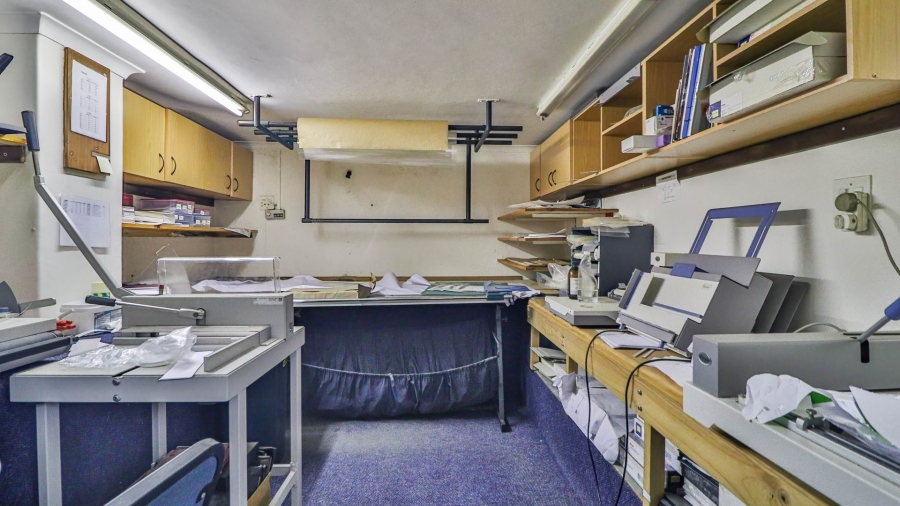 5 Bedroom Property for Sale in Athlone KwaZulu-Natal