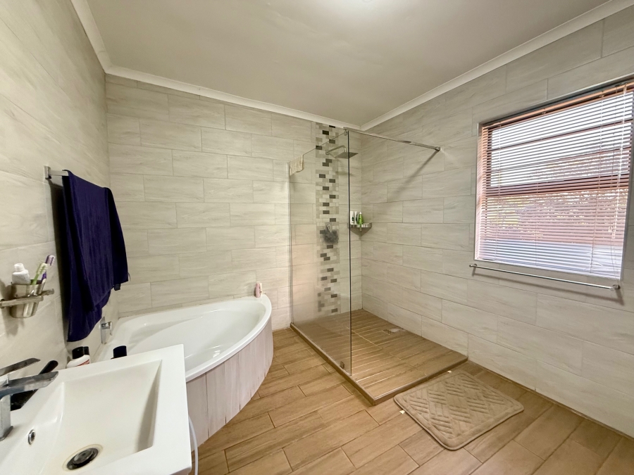 4 Bedroom Property for Sale in Mtunzini KwaZulu-Natal