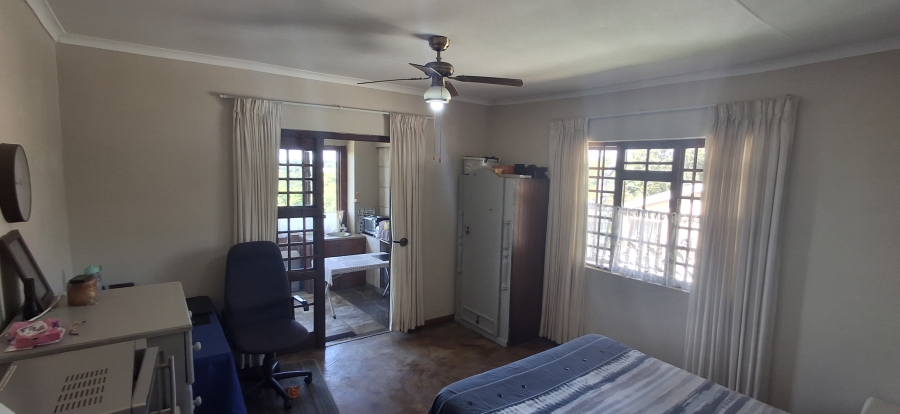 5 Bedroom Property for Sale in Palm Beach KwaZulu-Natal
