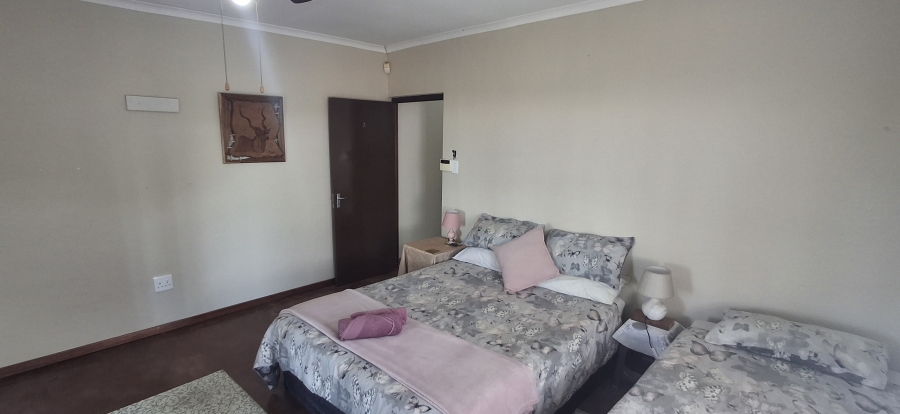5 Bedroom Property for Sale in Palm Beach KwaZulu-Natal