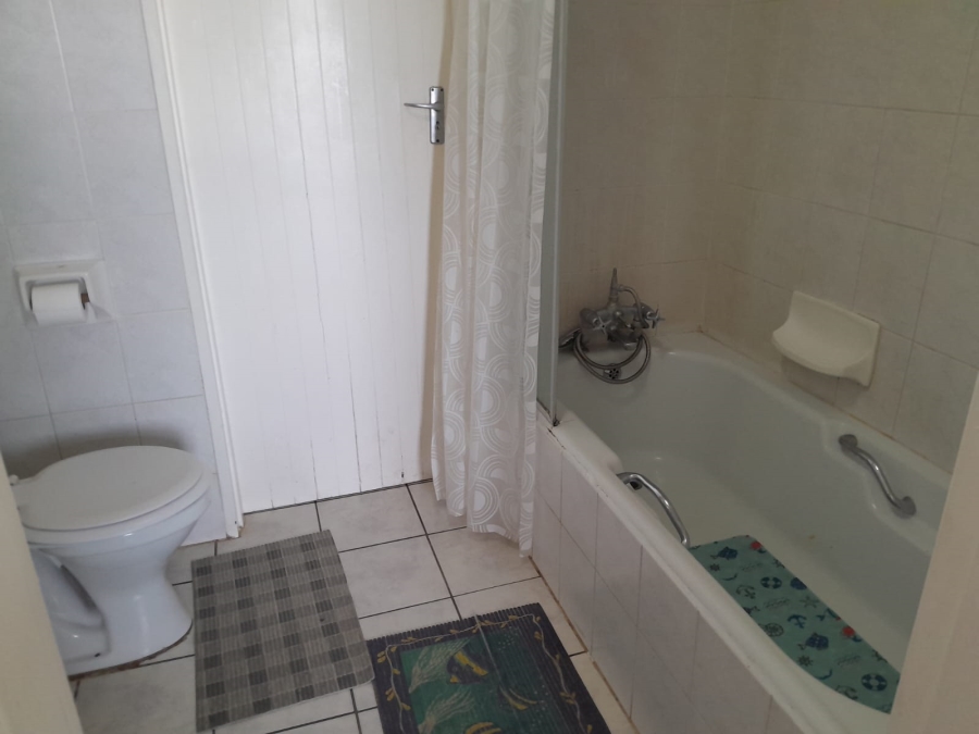 2 Bedroom Property for Sale in Margate Beach KwaZulu-Natal