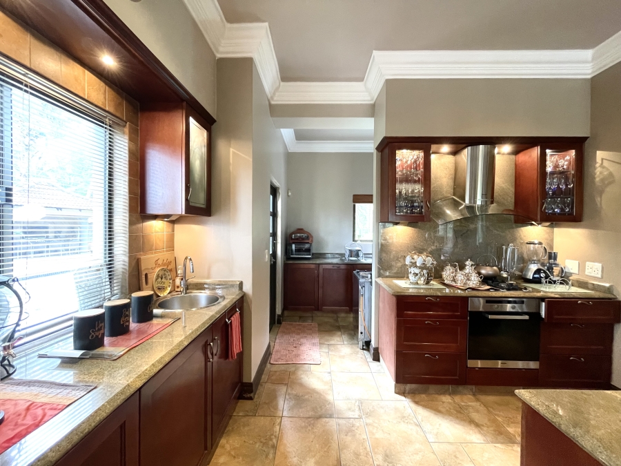 To Let 3 Bedroom Property for Rent in La Lucia KwaZulu-Natal