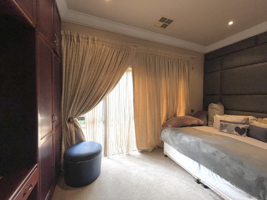 To Let 3 Bedroom Property for Rent in La Lucia KwaZulu-Natal