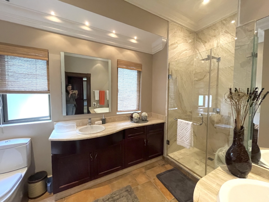 To Let 3 Bedroom Property for Rent in La Lucia KwaZulu-Natal