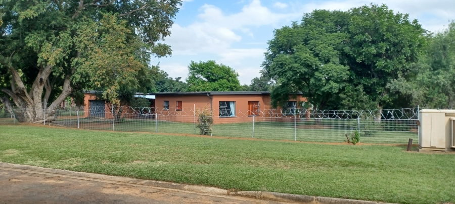 3 Bedroom Property for Sale in Utrecht KwaZulu-Natal