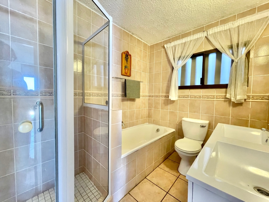 3 Bedroom Property for Sale in Compensation Beach KwaZulu-Natal