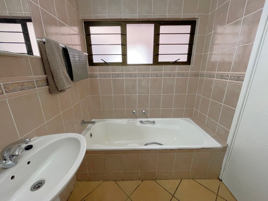 3 Bedroom Property for Sale in Compensation Beach KwaZulu-Natal