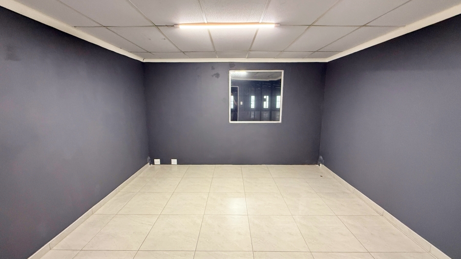 To Let commercial Property for Rent in Mount Edgecombe KwaZulu-Natal