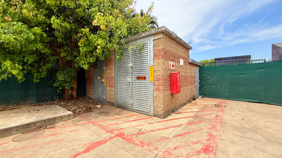 To Let commercial Property for Rent in Mount Edgecombe KwaZulu-Natal