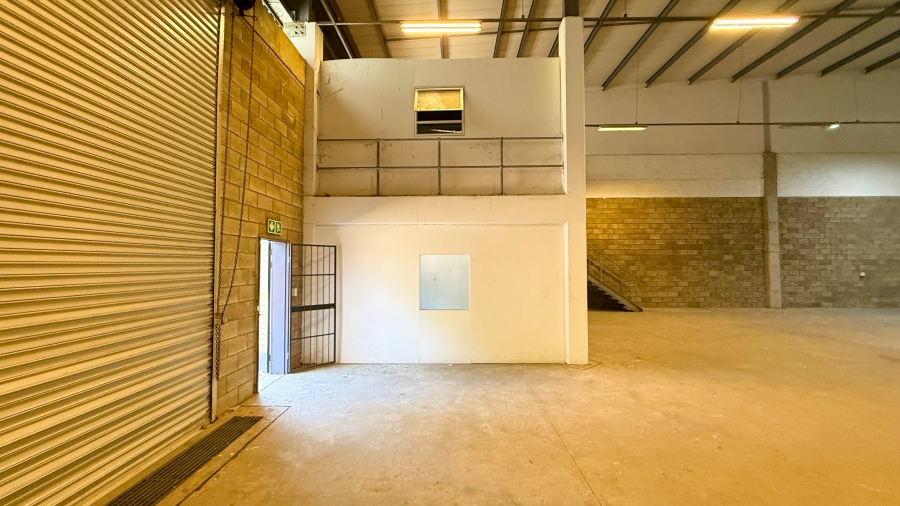 To Let commercial Property for Rent in Mount Edgecombe KwaZulu-Natal