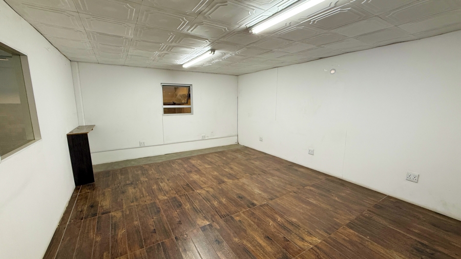 To Let commercial Property for Rent in Mount Edgecombe KwaZulu-Natal