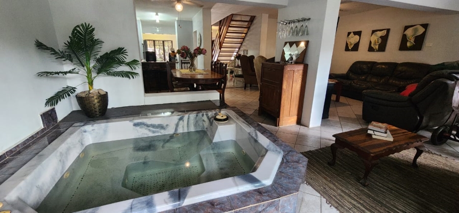 3 Bedroom Property for Sale in Arboretum KwaZulu-Natal