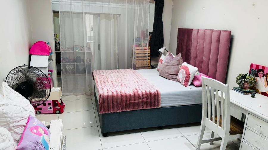 5 Bedroom Property for Sale in Bluff KwaZulu-Natal