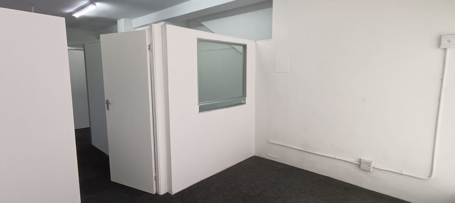 To Let Commercial Property for Rent in Carrington Heights KwaZulu-Natal