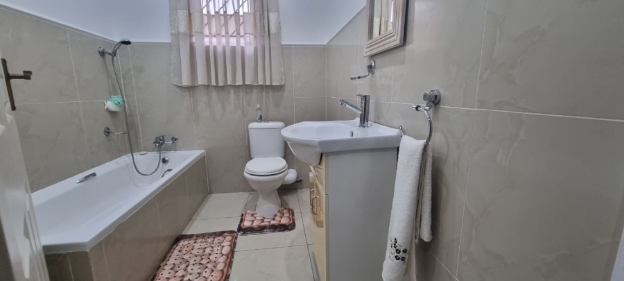 4 Bedroom Property for Sale in Gingindlovu KwaZulu-Natal