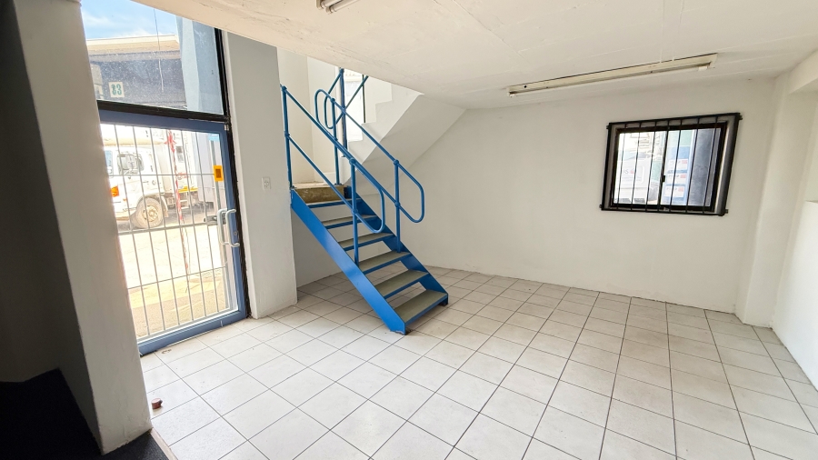 To Let Commercial Property for Rent in Red Hill KwaZulu-Natal