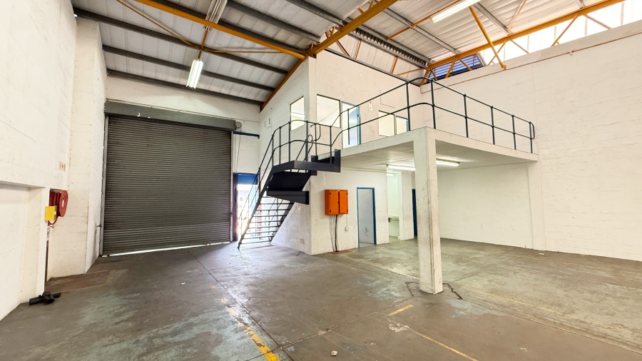 To Let Commercial Property for Rent in Red Hill KwaZulu-Natal