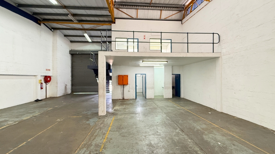 To Let Commercial Property for Rent in Red Hill KwaZulu-Natal