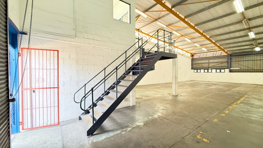 To Let Commercial Property for Rent in Red Hill KwaZulu-Natal