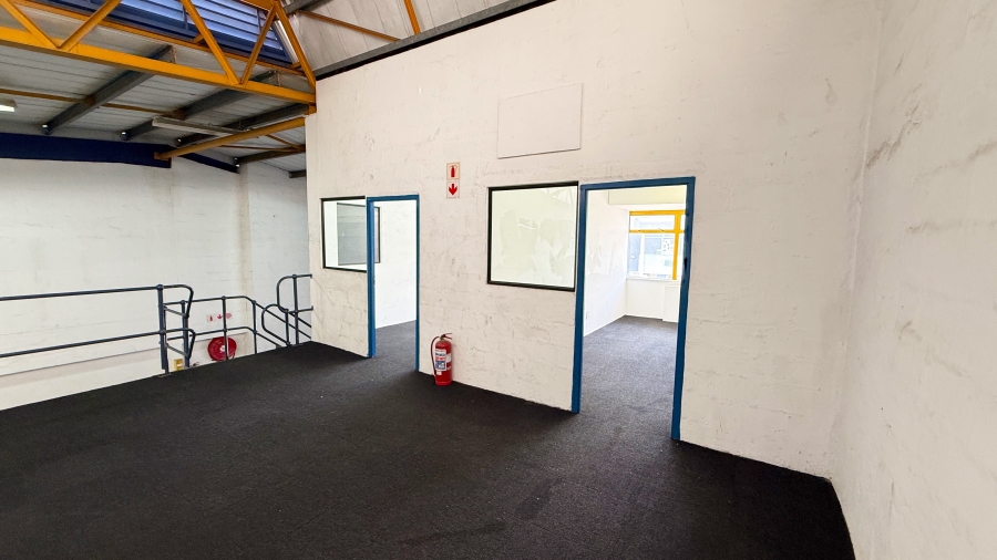 To Let Commercial Property for Rent in Red Hill KwaZulu-Natal