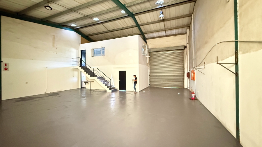 To Let Commercial Property for Rent in Red Hill KwaZulu-Natal