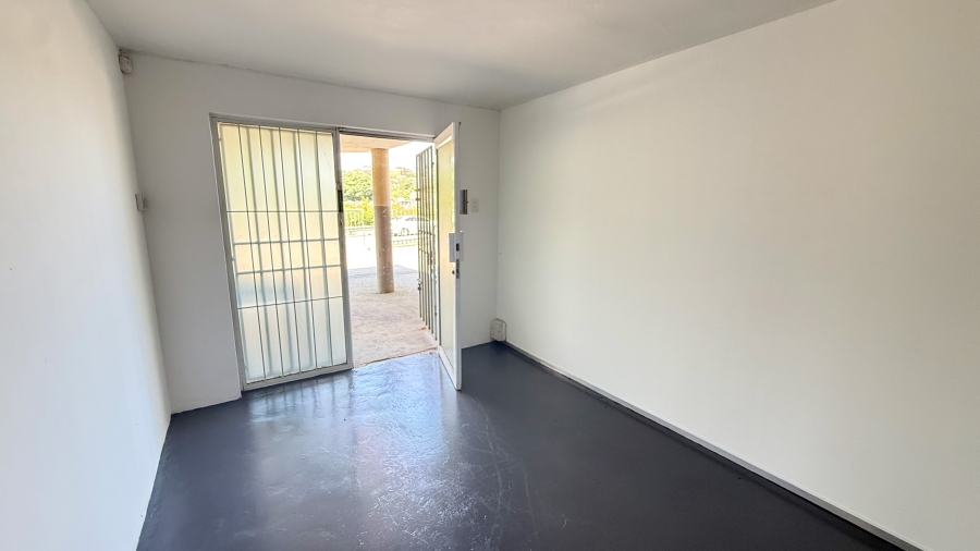 To Let Commercial Property for Rent in Red Hill KwaZulu-Natal