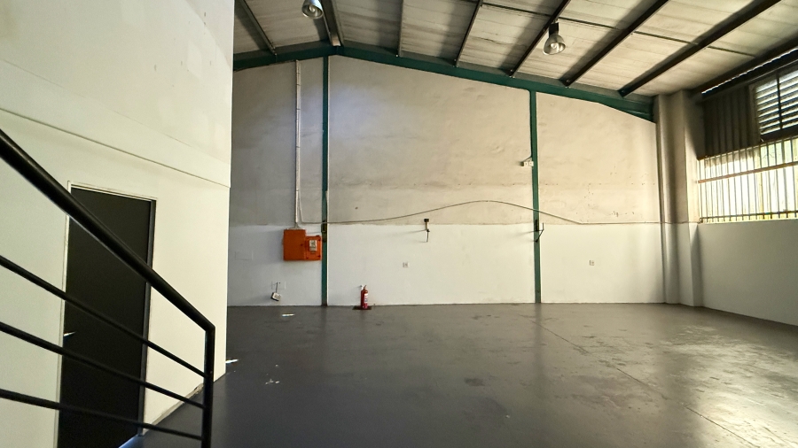 To Let Commercial Property for Rent in Red Hill KwaZulu-Natal