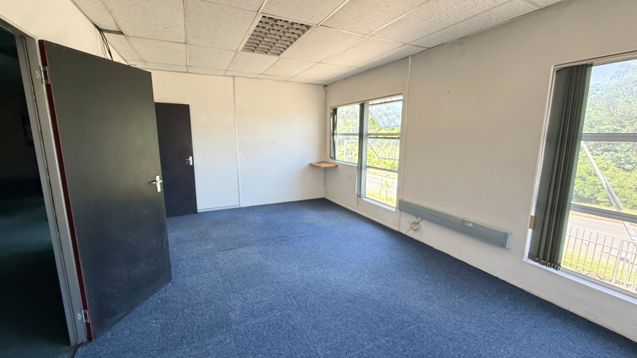 To Let Commercial Property for Rent in Red Hill KwaZulu-Natal