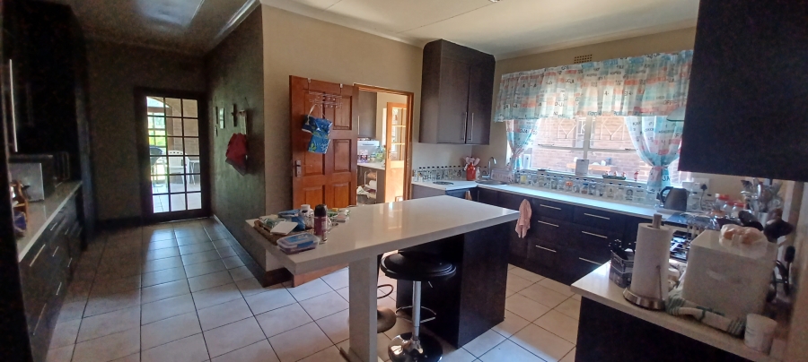 4 Bedroom Property for Sale in Utrecht KwaZulu-Natal