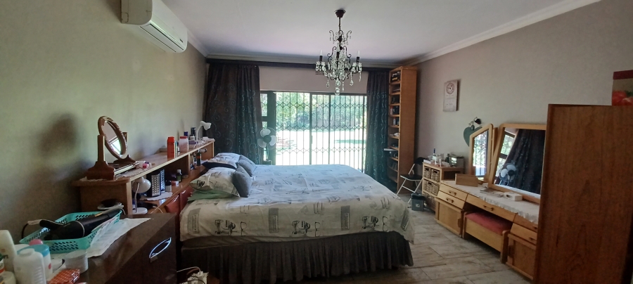 4 Bedroom Property for Sale in Utrecht KwaZulu-Natal