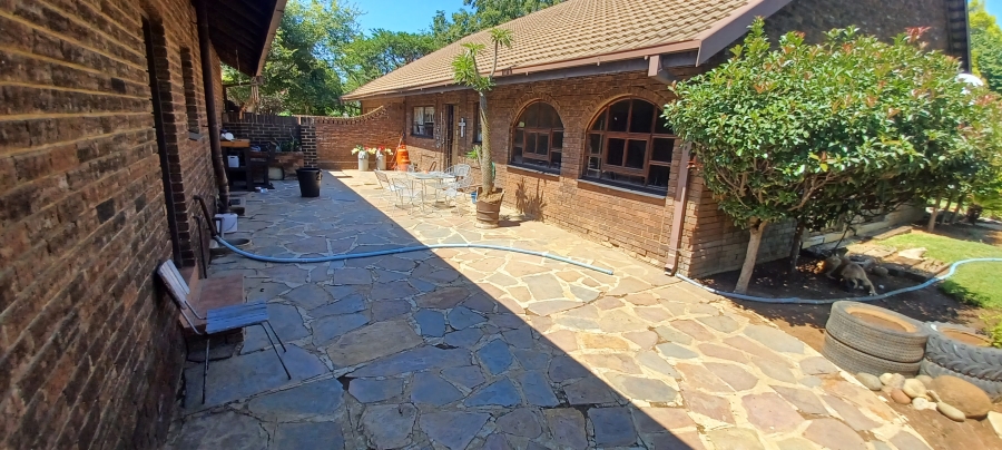4 Bedroom Property for Sale in Utrecht KwaZulu-Natal