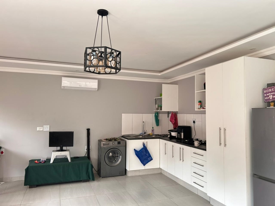 4 Bedroom Property for Sale in Meer En See KwaZulu-Natal