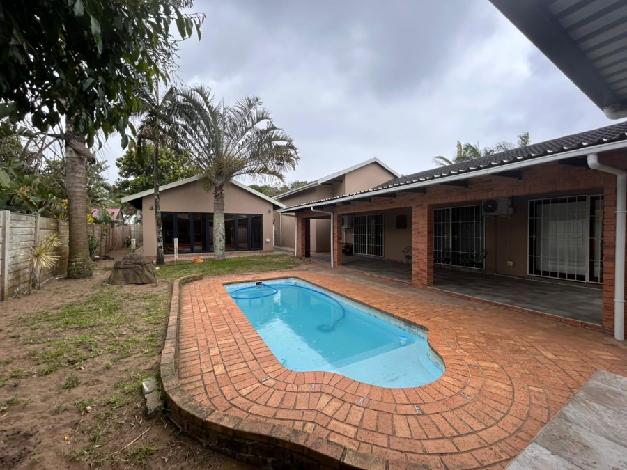 4 Bedroom Property for Sale in Meer En See KwaZulu-Natal