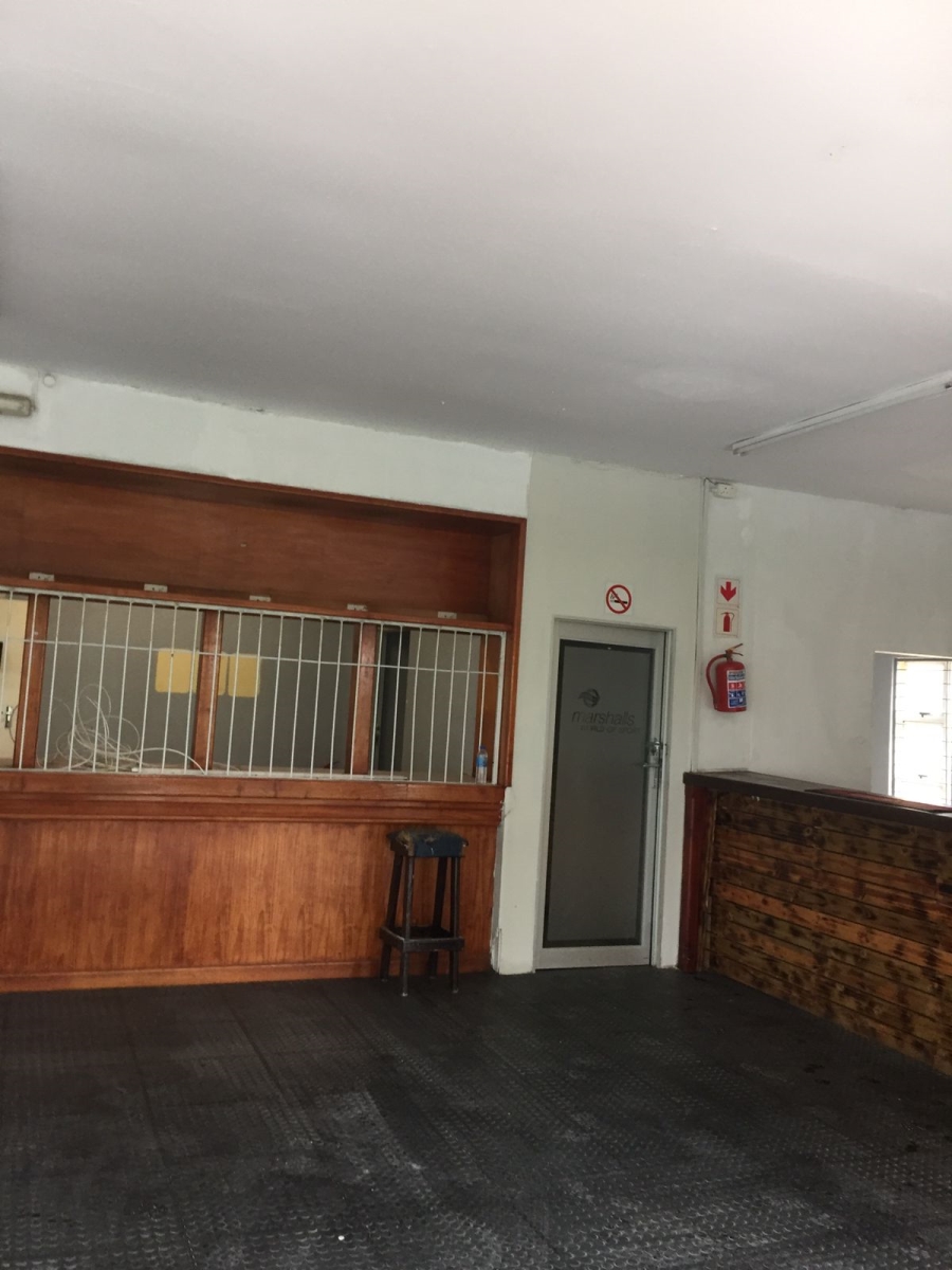To Let Commercial Property for Rent in Kloof KwaZulu-Natal