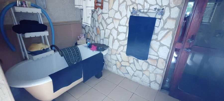 4 Bedroom Property for Sale in Ramsgate KwaZulu-Natal
